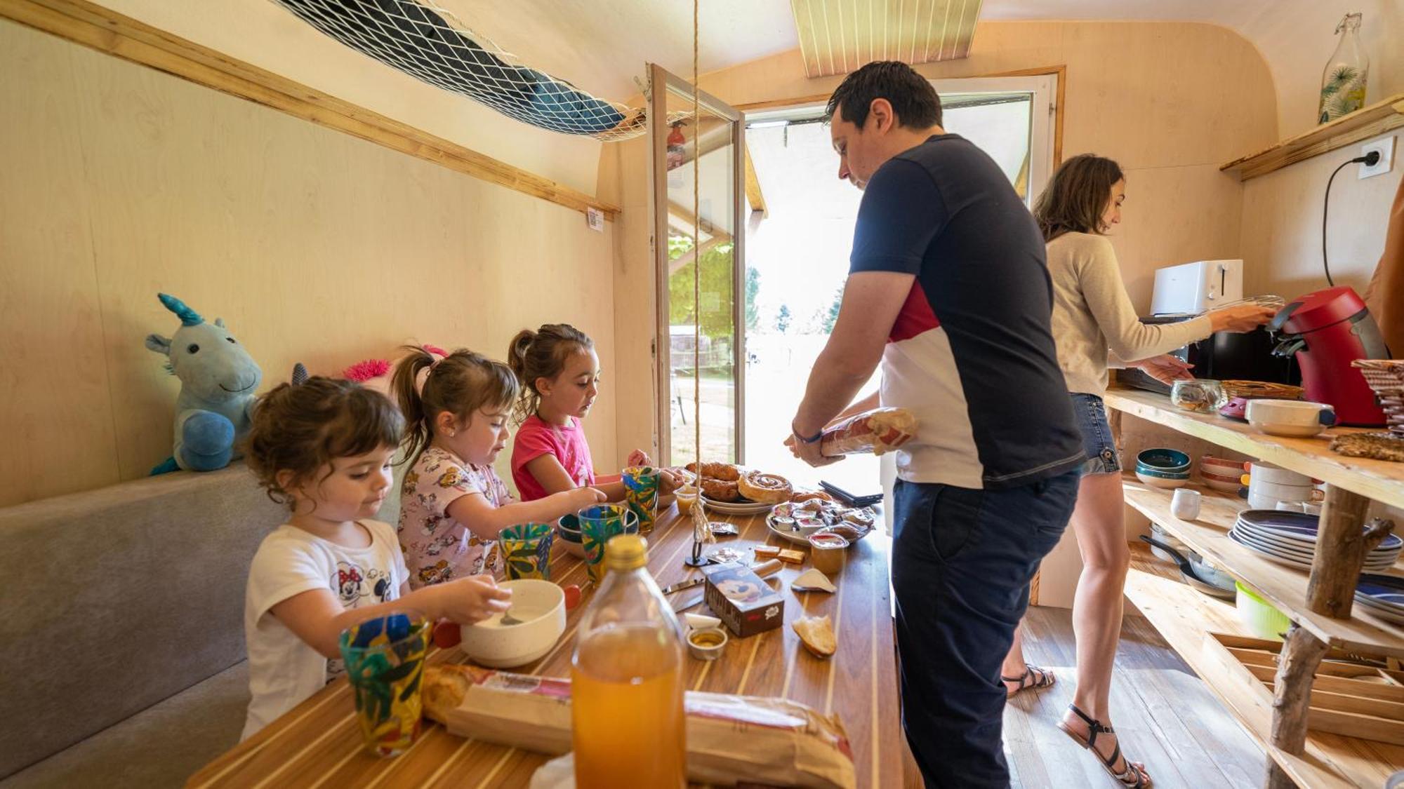 Le Village De La Champagne - Slowmoov Bar-sur-Aube Dış mekan fotoğraf